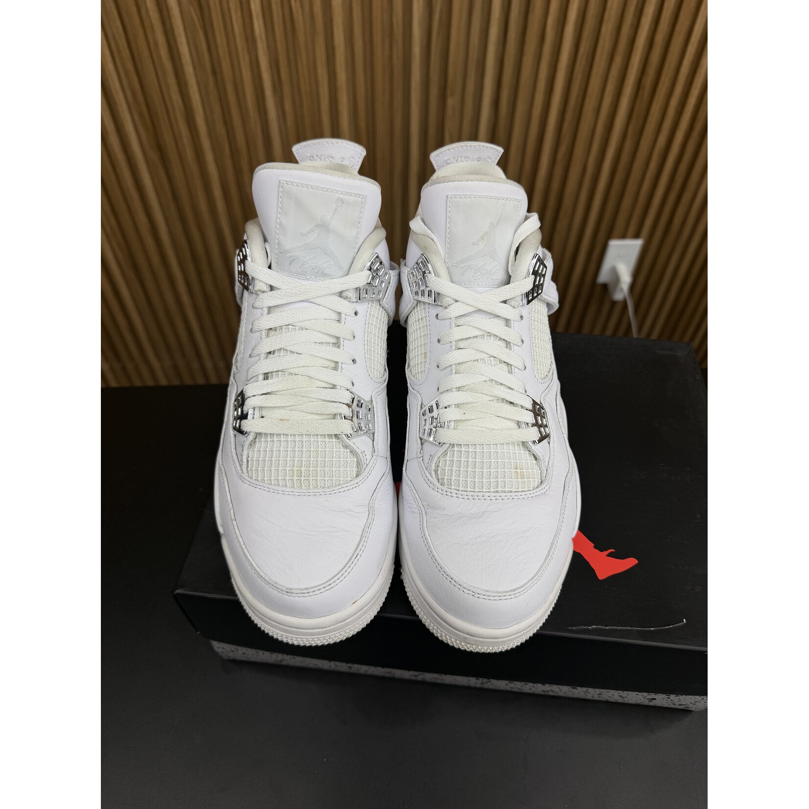 Jordan Jordan 4 Retro Pure Money (2017) Size 10.5, PREOWNED*