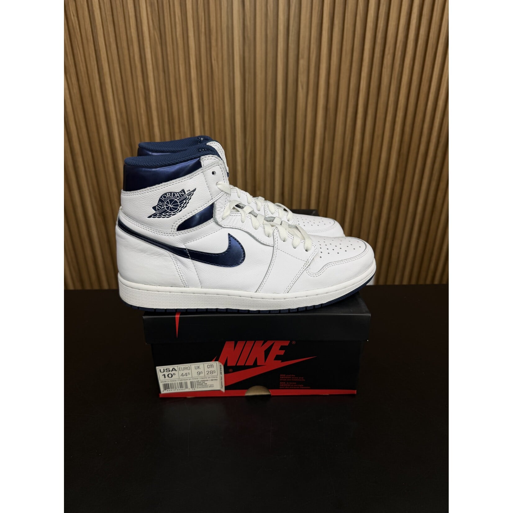 Jordan Jordan 1 Retro Metallic Navy (2016) Size 10.5, PREOWNED*
