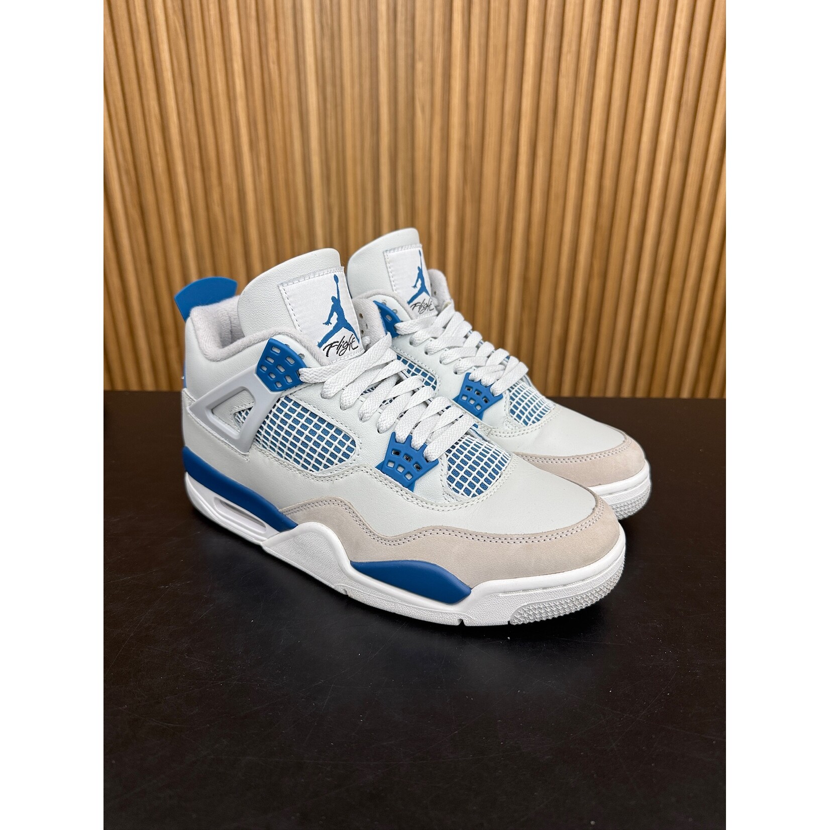 Jordan Jordan 4 Retro Military Blue (2024) Size 9, PREOWNED NO BOX*