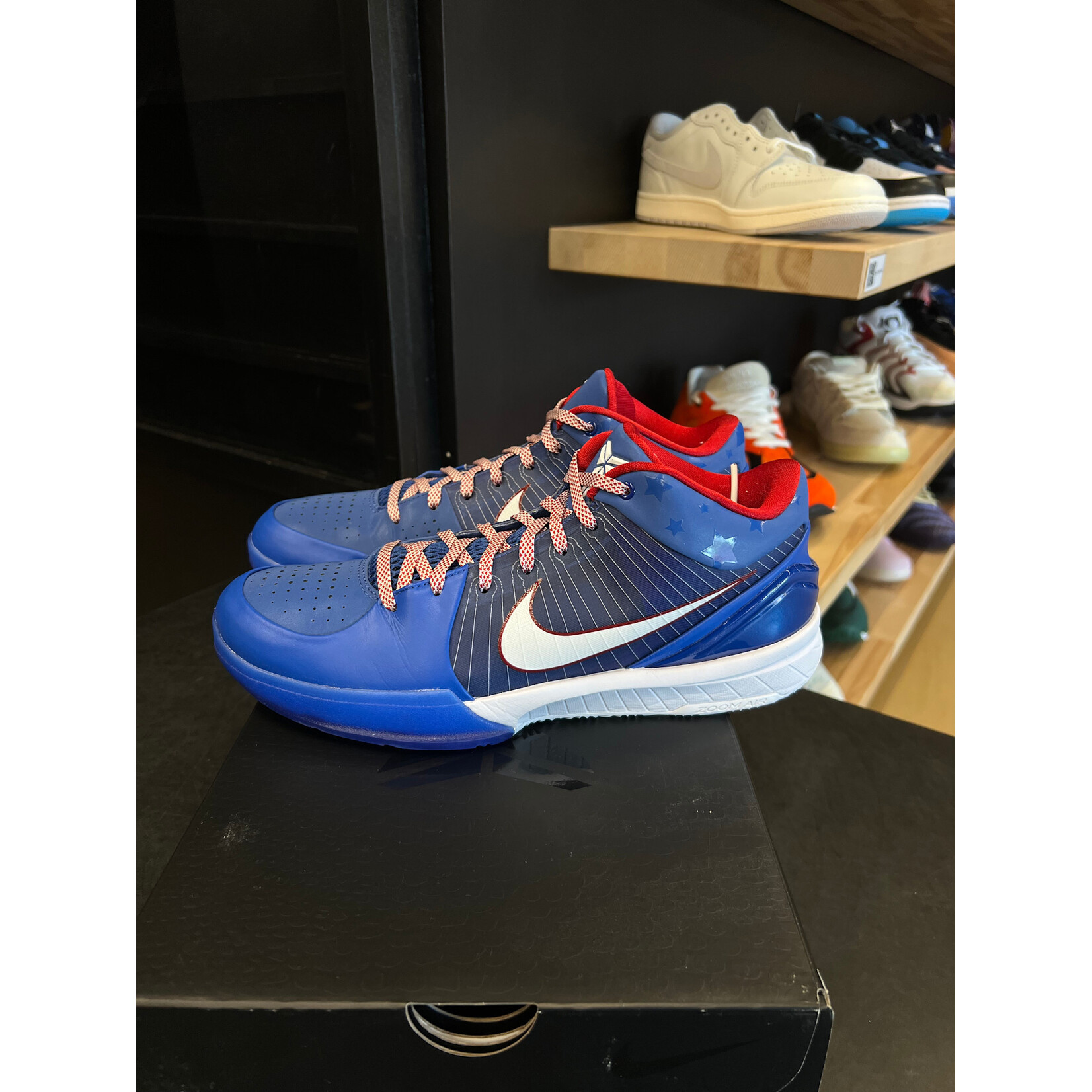 Nike Nike Kobe 4 Protro Philly (2024) Size 10.5, PREOWNED