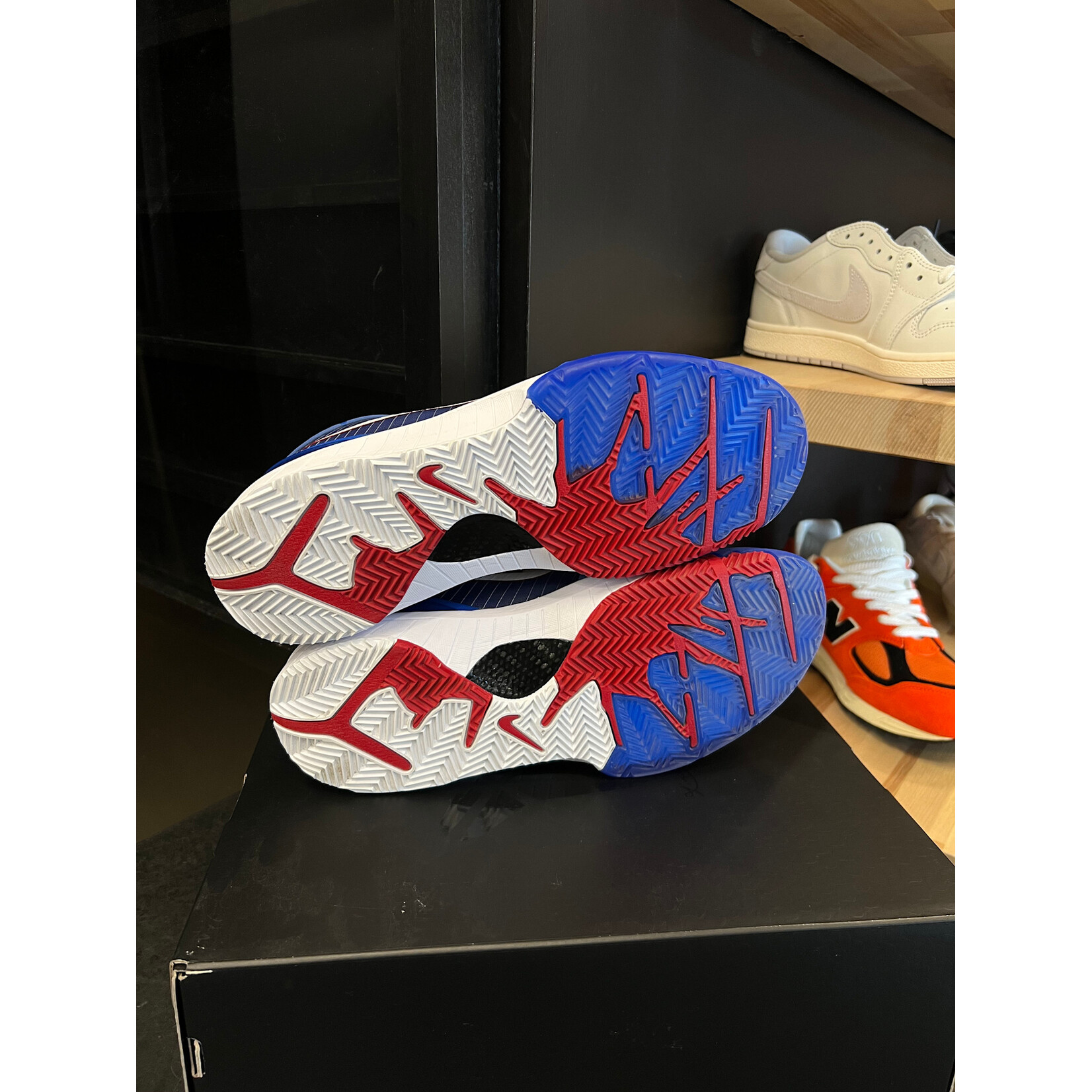 Nike Nike Kobe 4 Protro Philly (2024) Size 10.5, PREOWNED