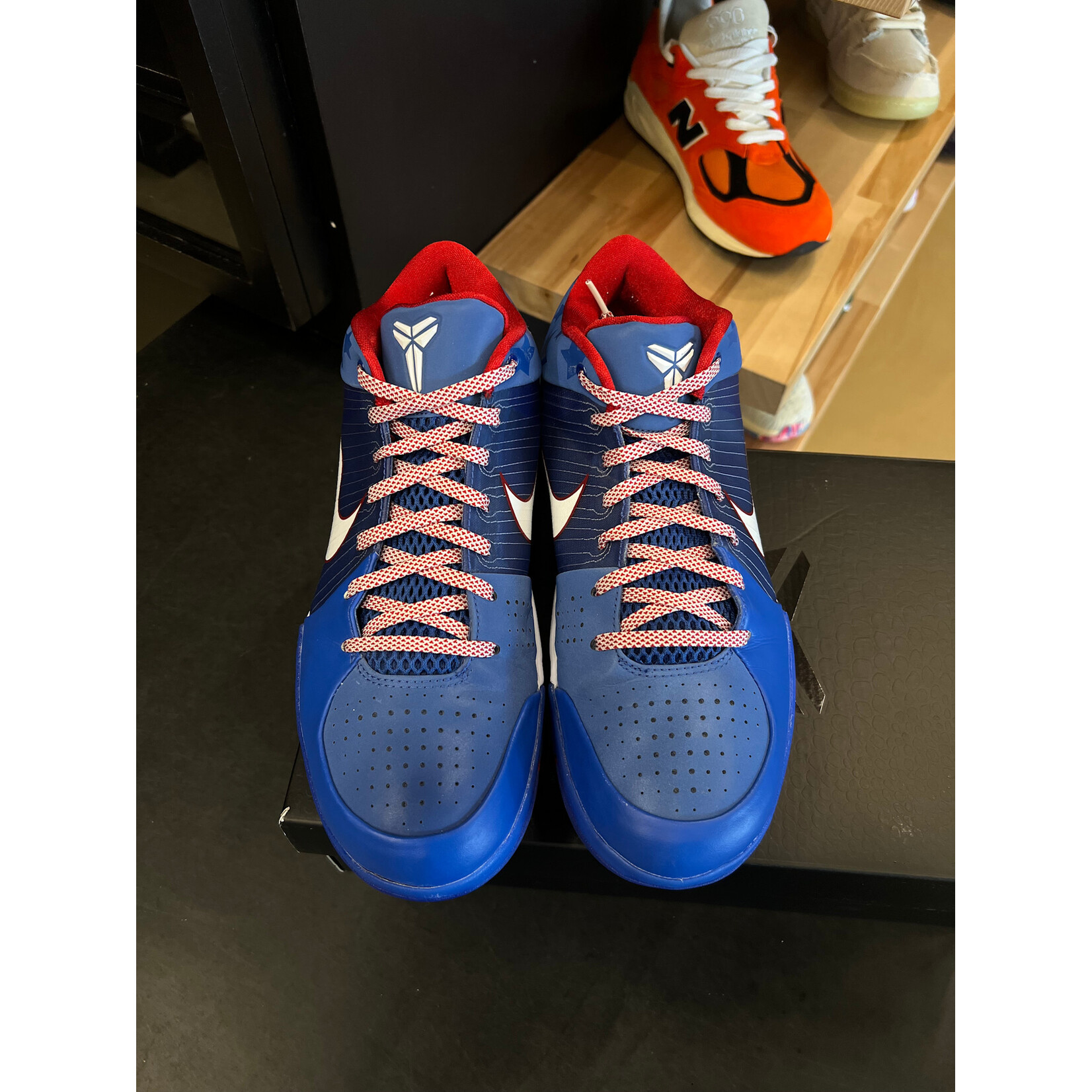 Nike Nike Kobe 4 Protro Philly (2024) Size 10.5, PREOWNED