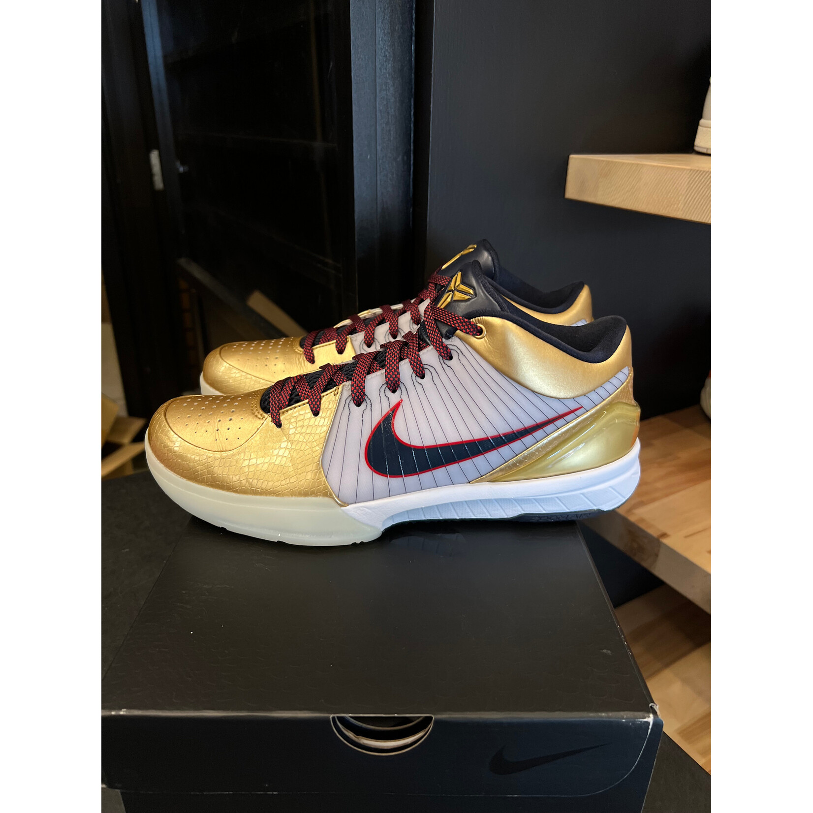 Nike Nike Kobe 4 Protro Gold Medal (2024) Size 10.5, PREOWNED