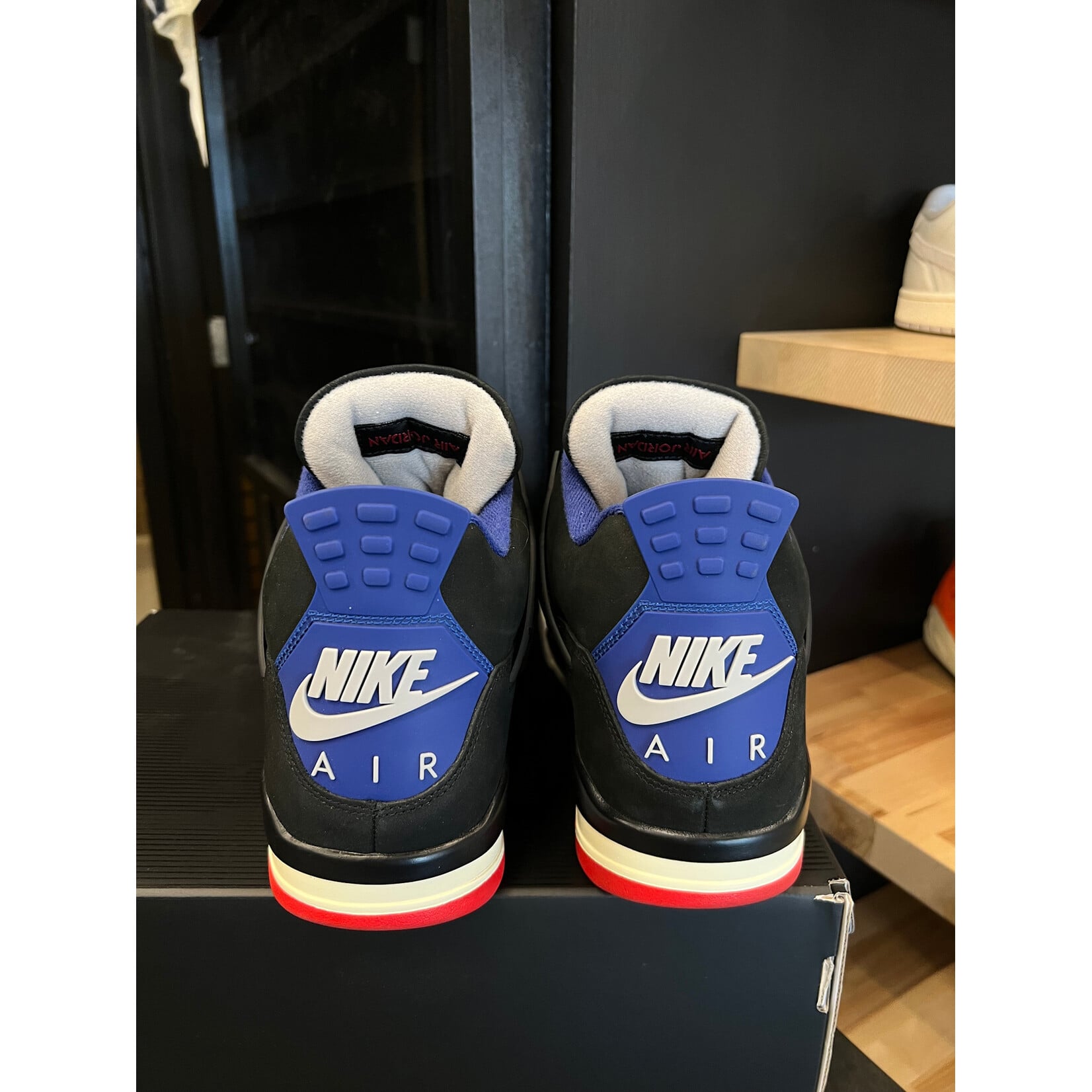 Jordan Jordan 4 Retro Rare Air (White Lettering) Size 13, PREOWNED