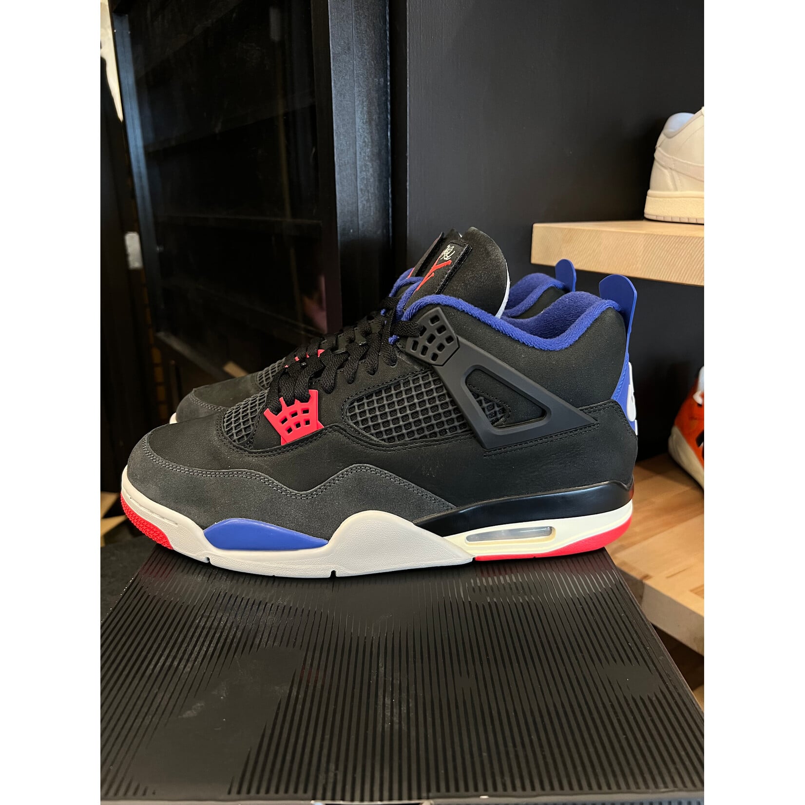 Jordan Jordan 4 Retro Rare Air (White Lettering) Size 13, PREOWNED