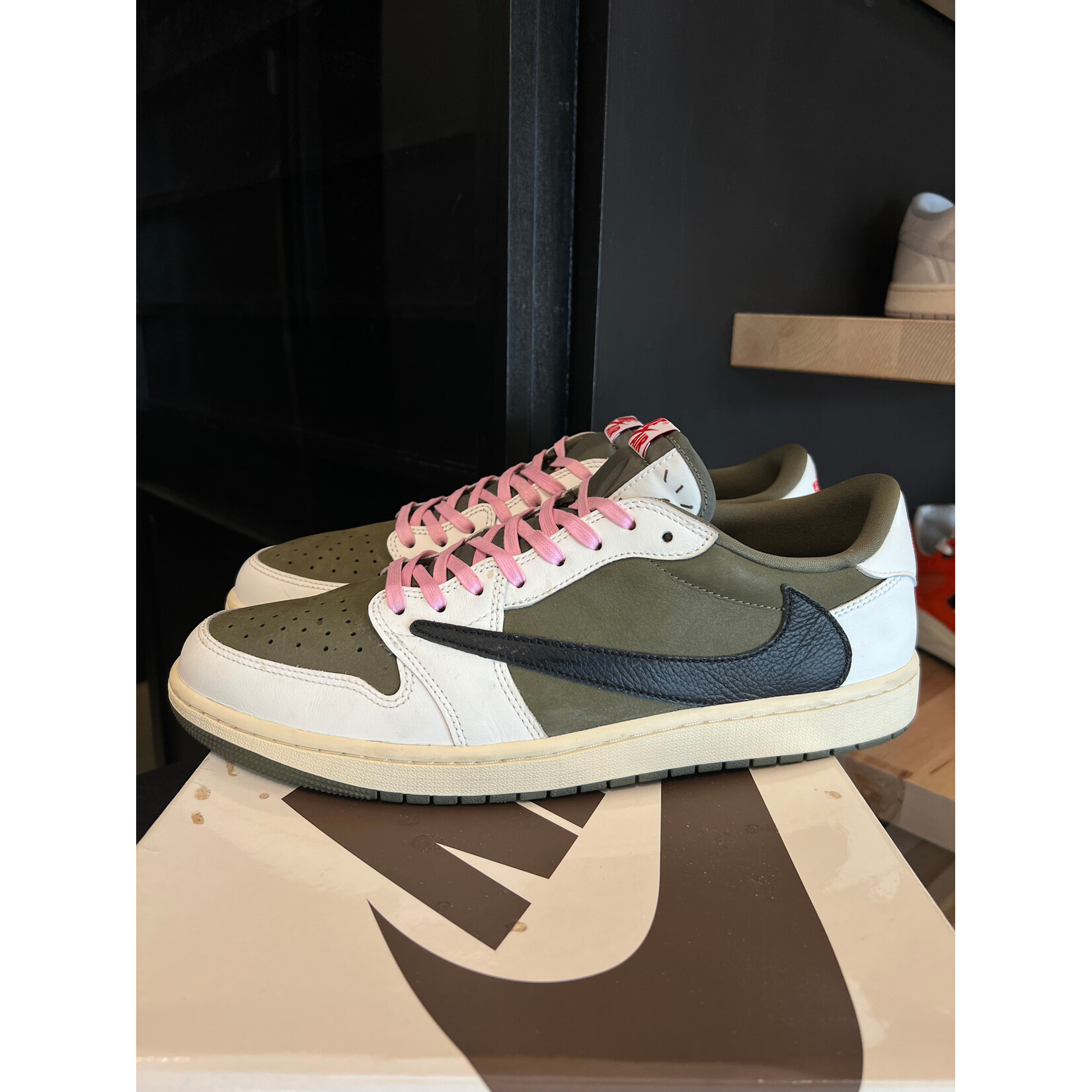 Jordan Jordan 1 Retro Low OG SP Travis Scott Medium Olive Size 14, PREOWNED