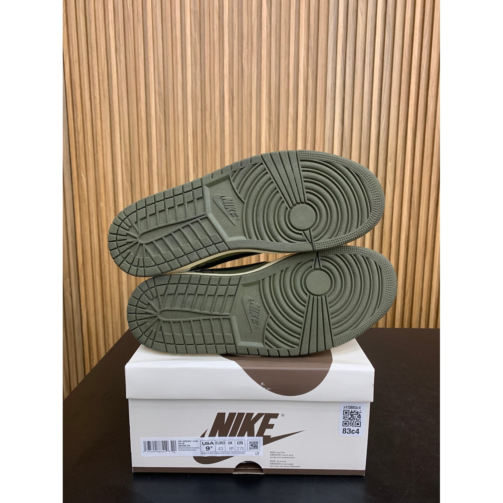 Jordan Jordan 1 Retro Low OG SP Travis Scott Medium Olive Size 9.5, PREOWNED