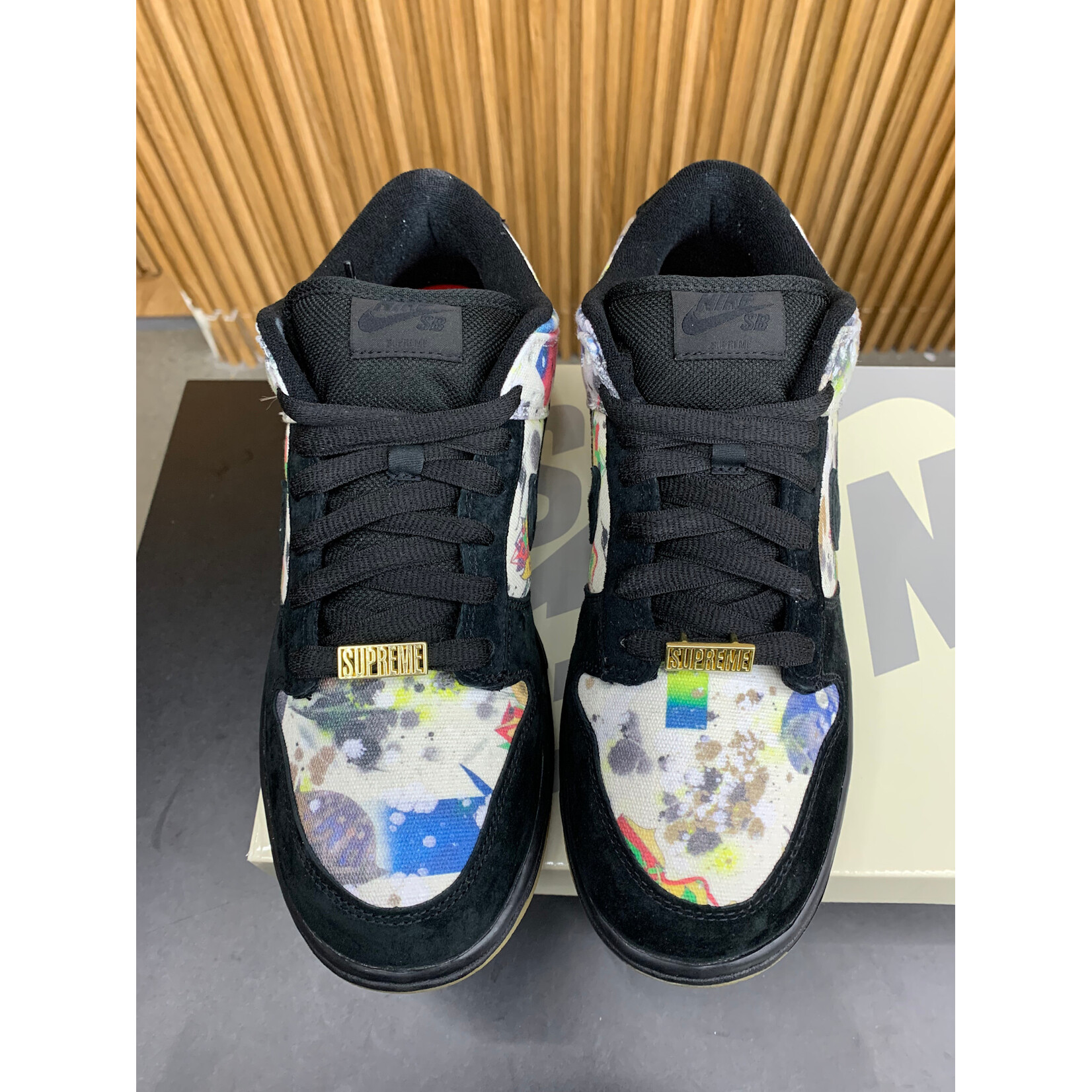 Nike Nike SB Dunk Low Supreme Rammellzee Size 10, PREOWNED
