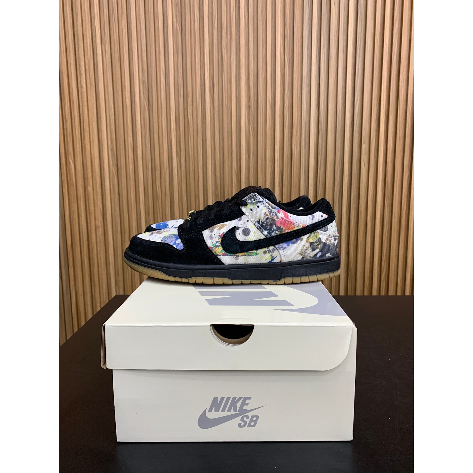 Nike Nike SB Dunk Low Supreme Rammellzee Size 10, PREOWNED