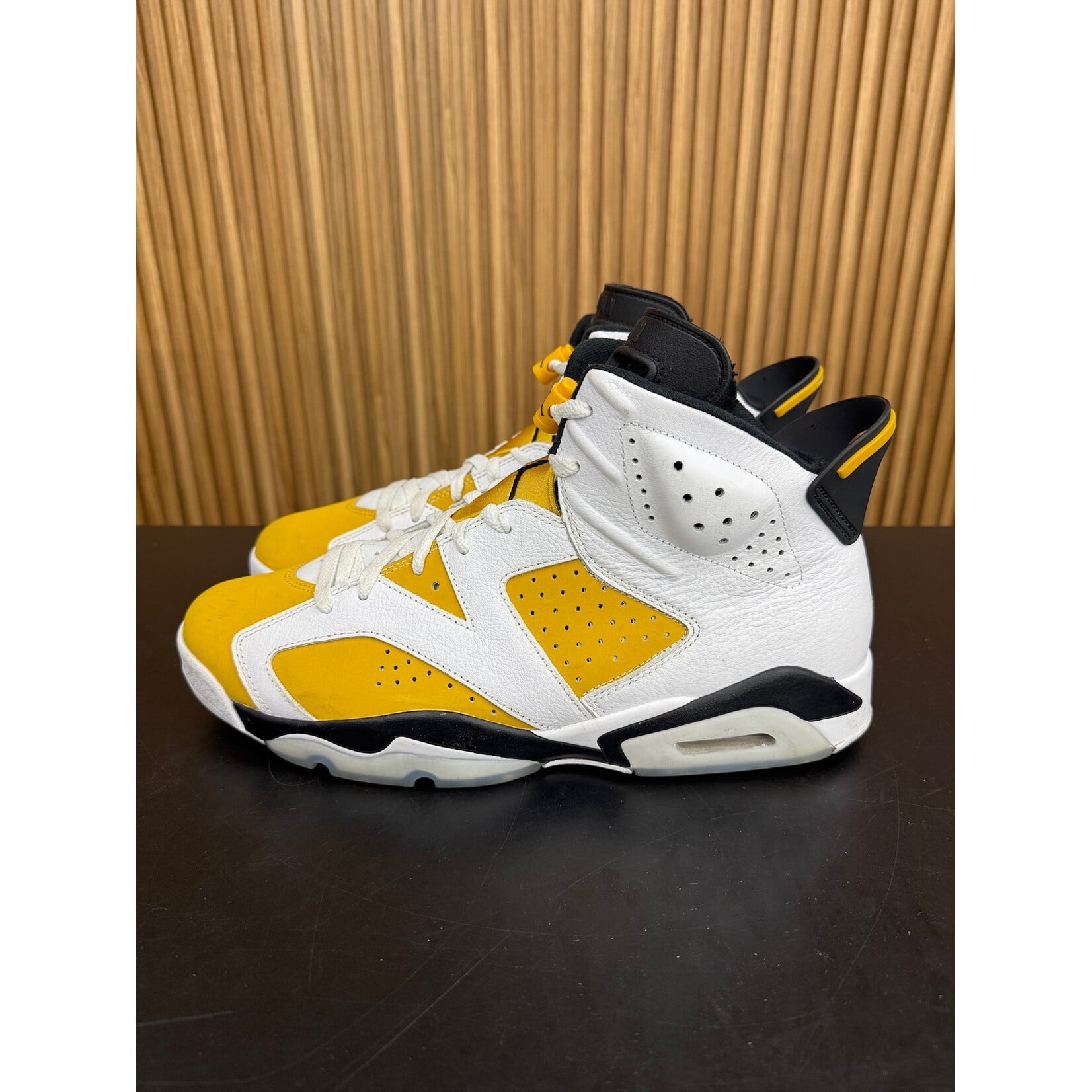 Jordan Jordan 6 Retro Yellow Ochre Size 13, PREOWNED NO BOX*
