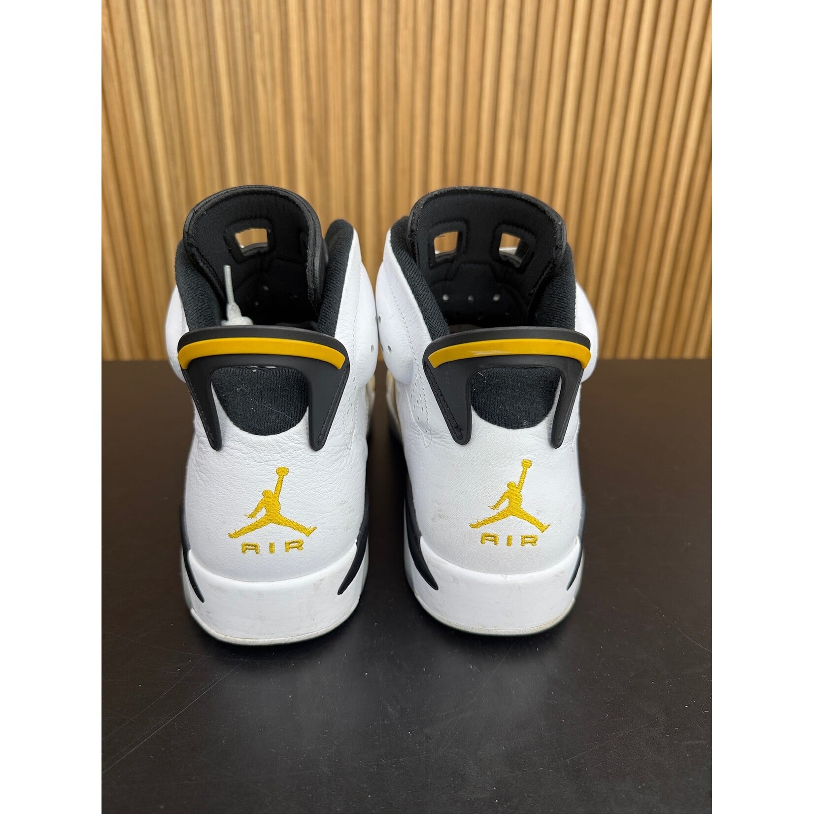 Jordan Jordan 6 Retro Yellow Ochre Size 13, PREOWNED NO BOX*