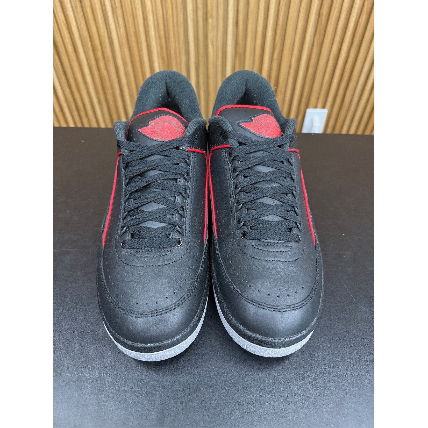 Jordan Jordan 2 Retro Low Christmas Size 13, PREOWNED NO BOX*