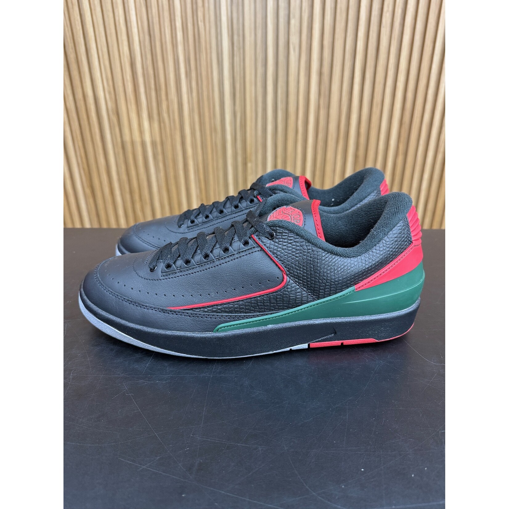 Jordan Jordan 2 Retro Low Christmas Size 13, PREOWNED NO BOX*