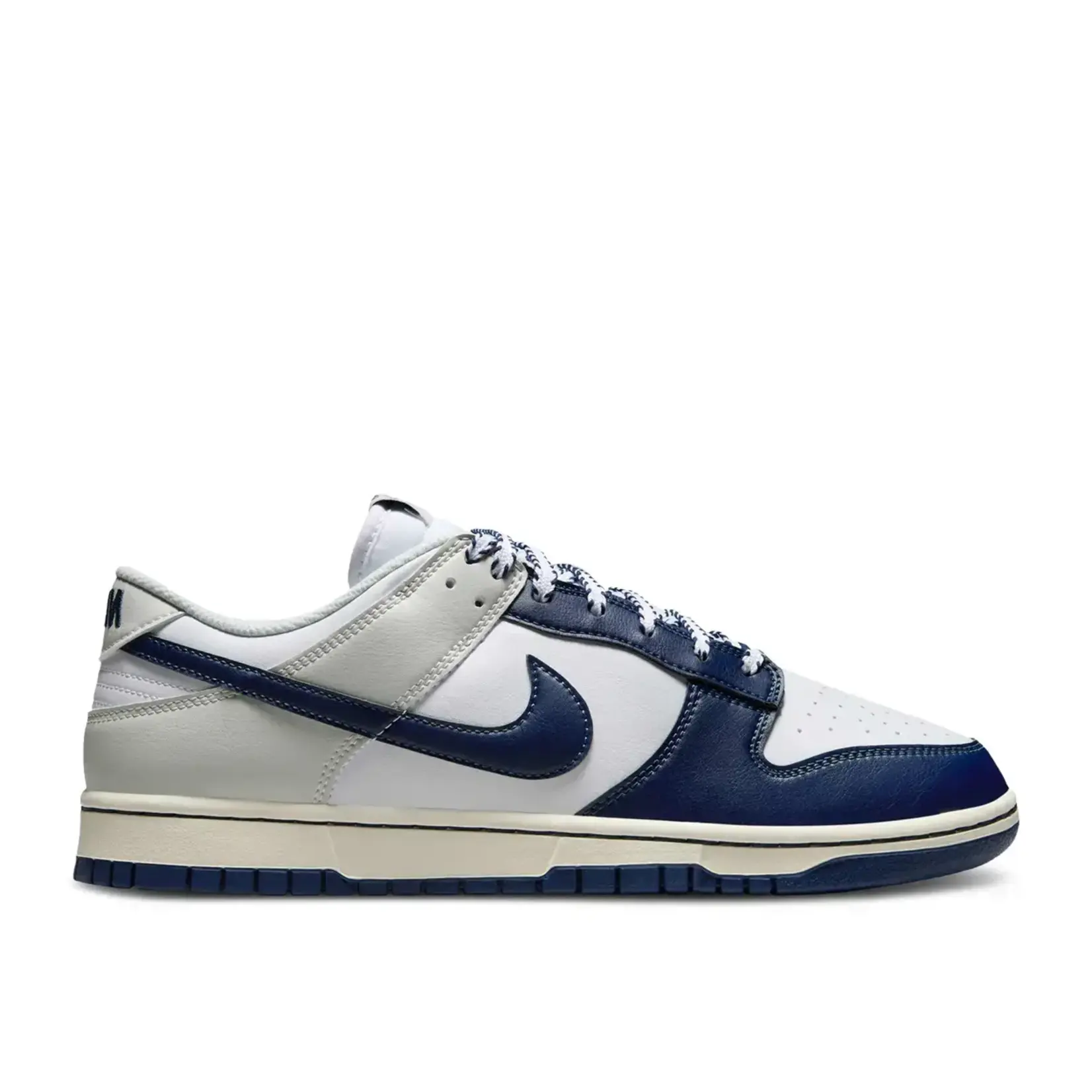 Nike Nike Dunk Low New York Yankees Size 8.5, DS BRAND NEW*