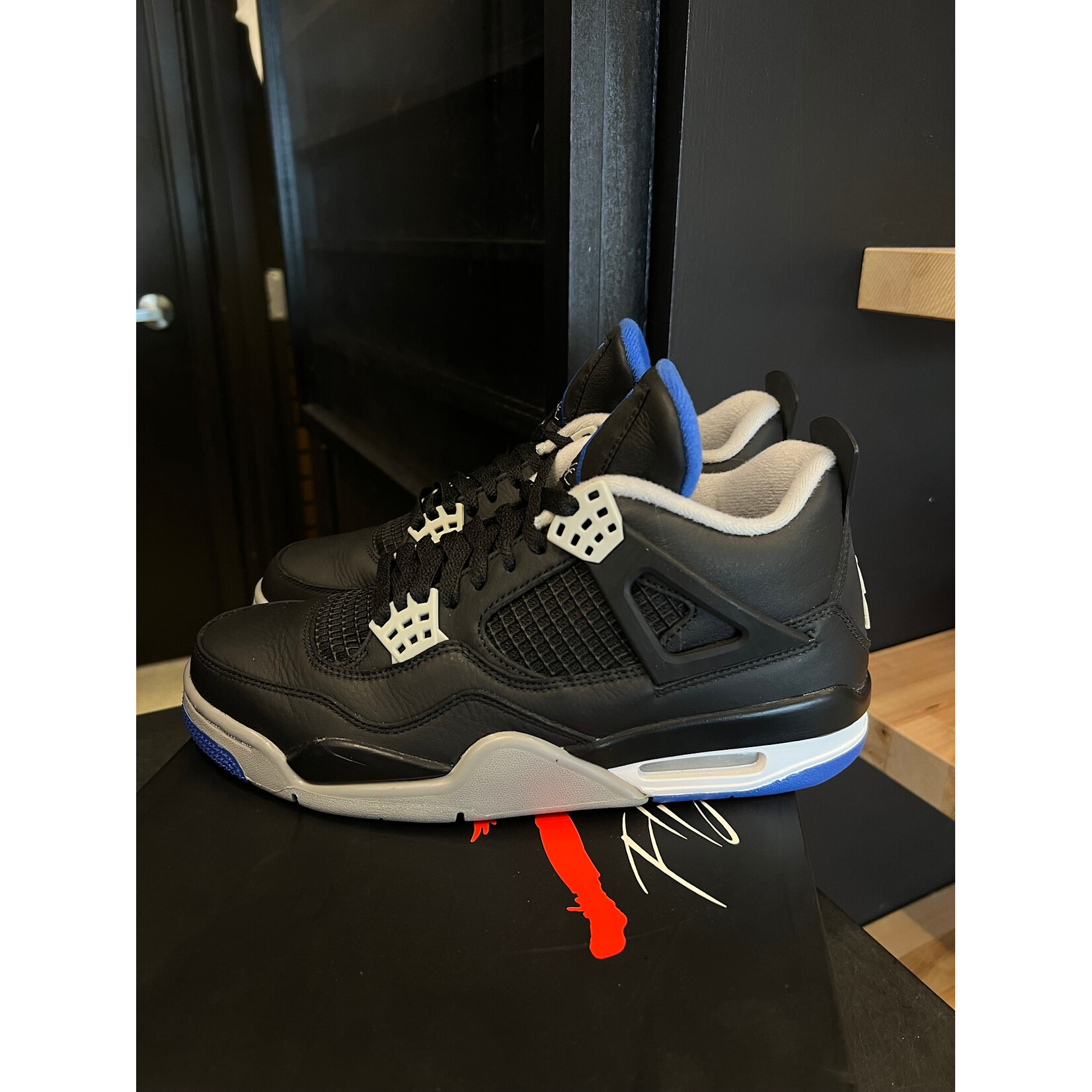 Jordan Jordan 4 Retro Motorsports Alternate Size 8, PREOWNED