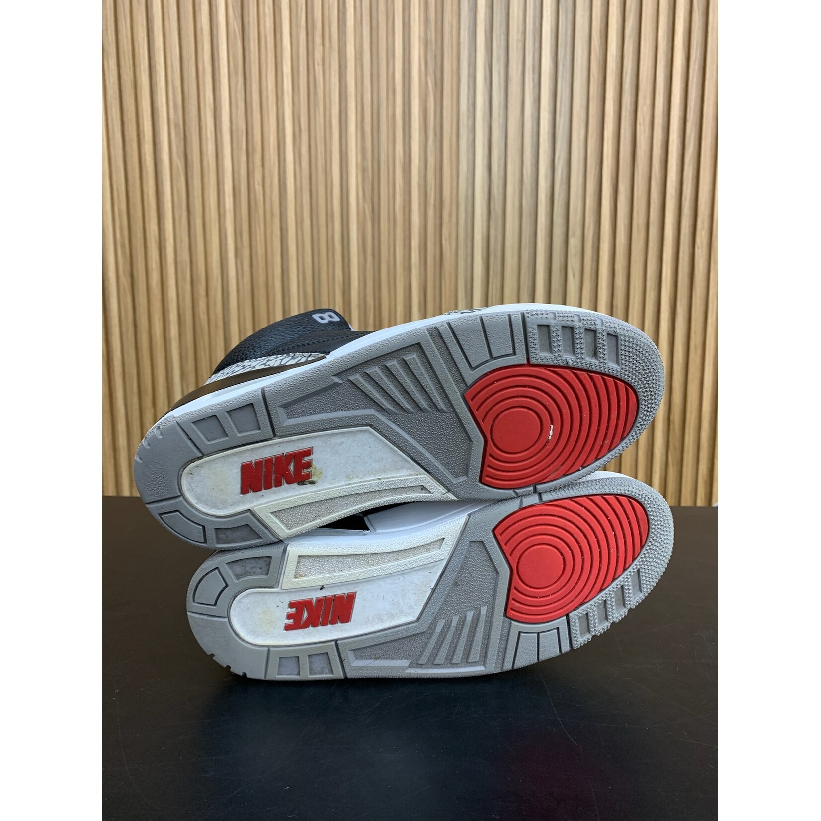 Jordan Jordan 3 Retro Black Cement (2018) Size 8.5, PREOWNED NO BOX*