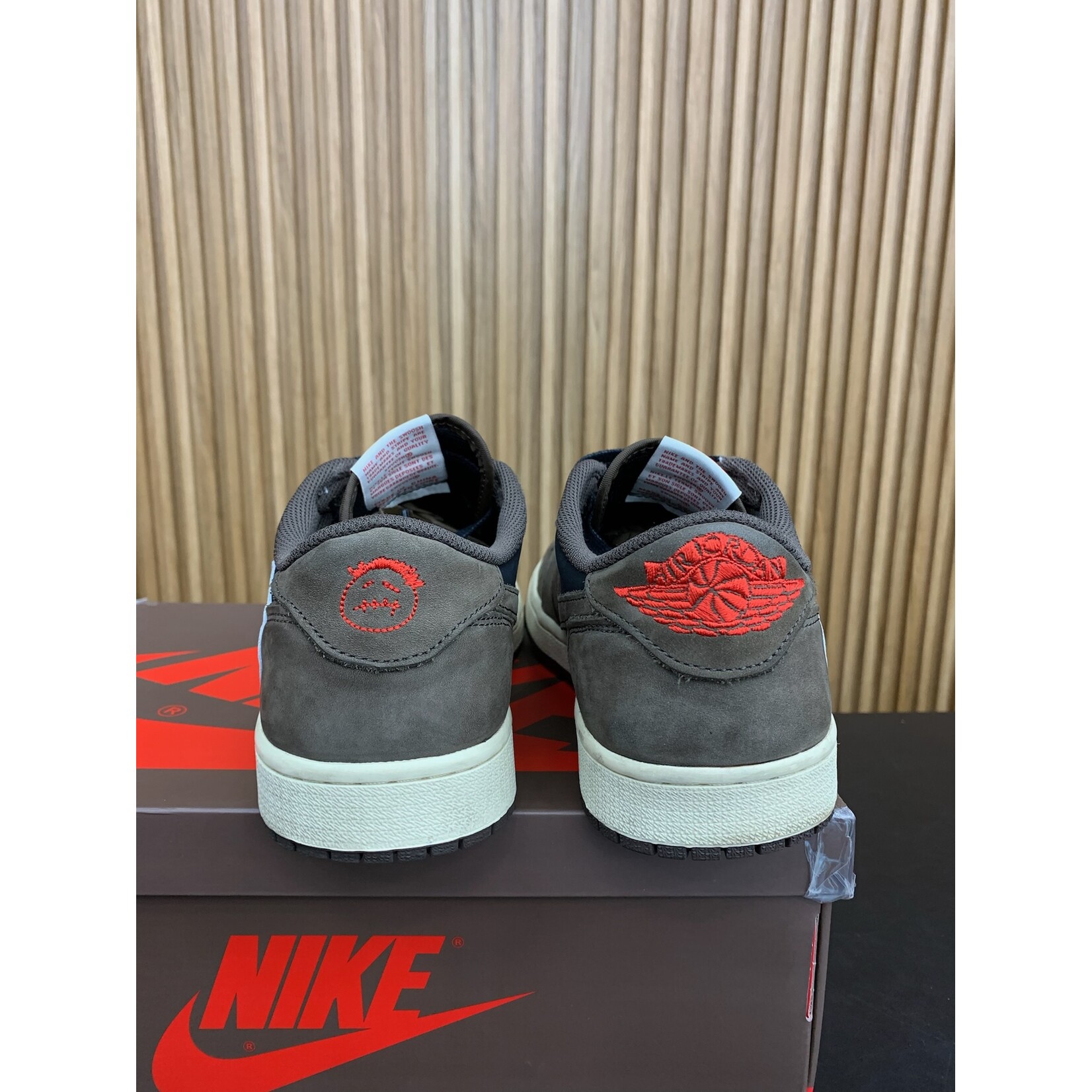 Jordan Jordan 1 Retro Low OG SP Travis Scott Mocha Size 9, PREOWNED*