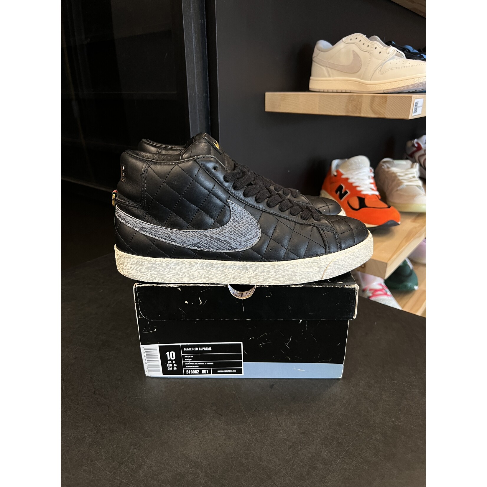 Nike Nike SB Blazer Supreme Black (2006) Size 10, PREOWNED