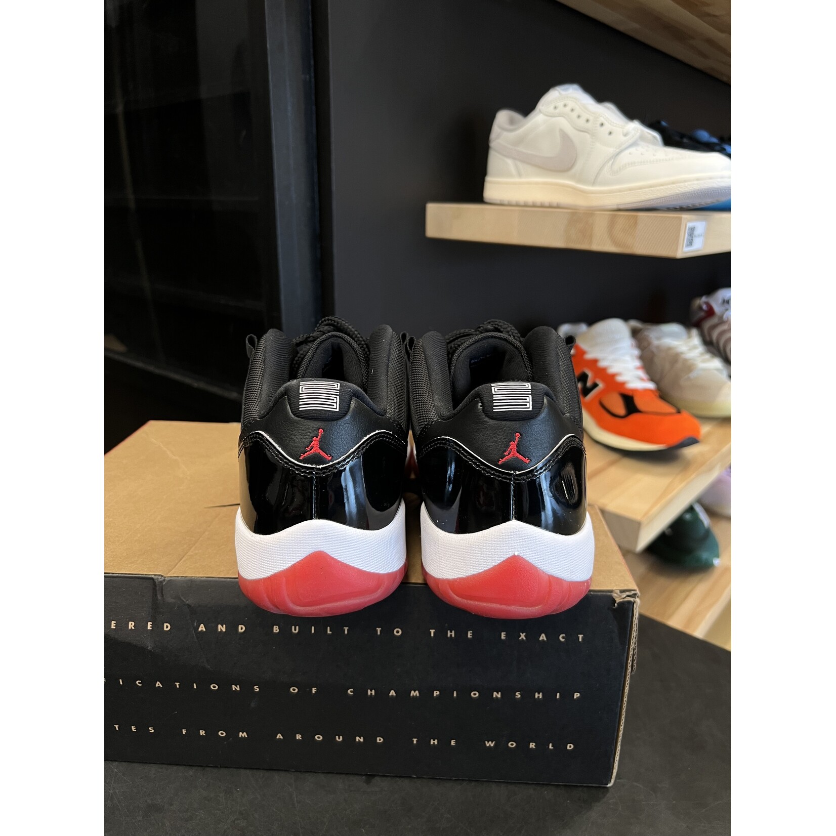 Jordan Jordan 11 Retro Low Bred (2025) Size 10, PREOWNED
