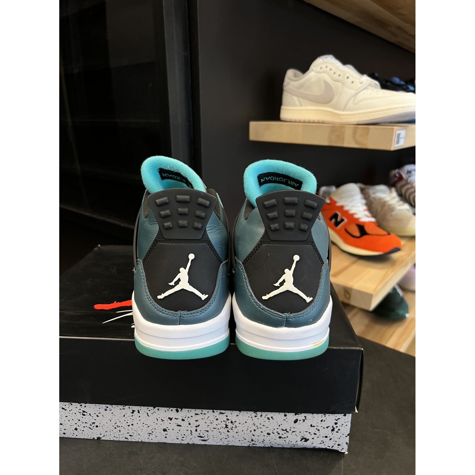 Jordan Jordan 4 Retro Teal Size 11.5, PREOWNED*