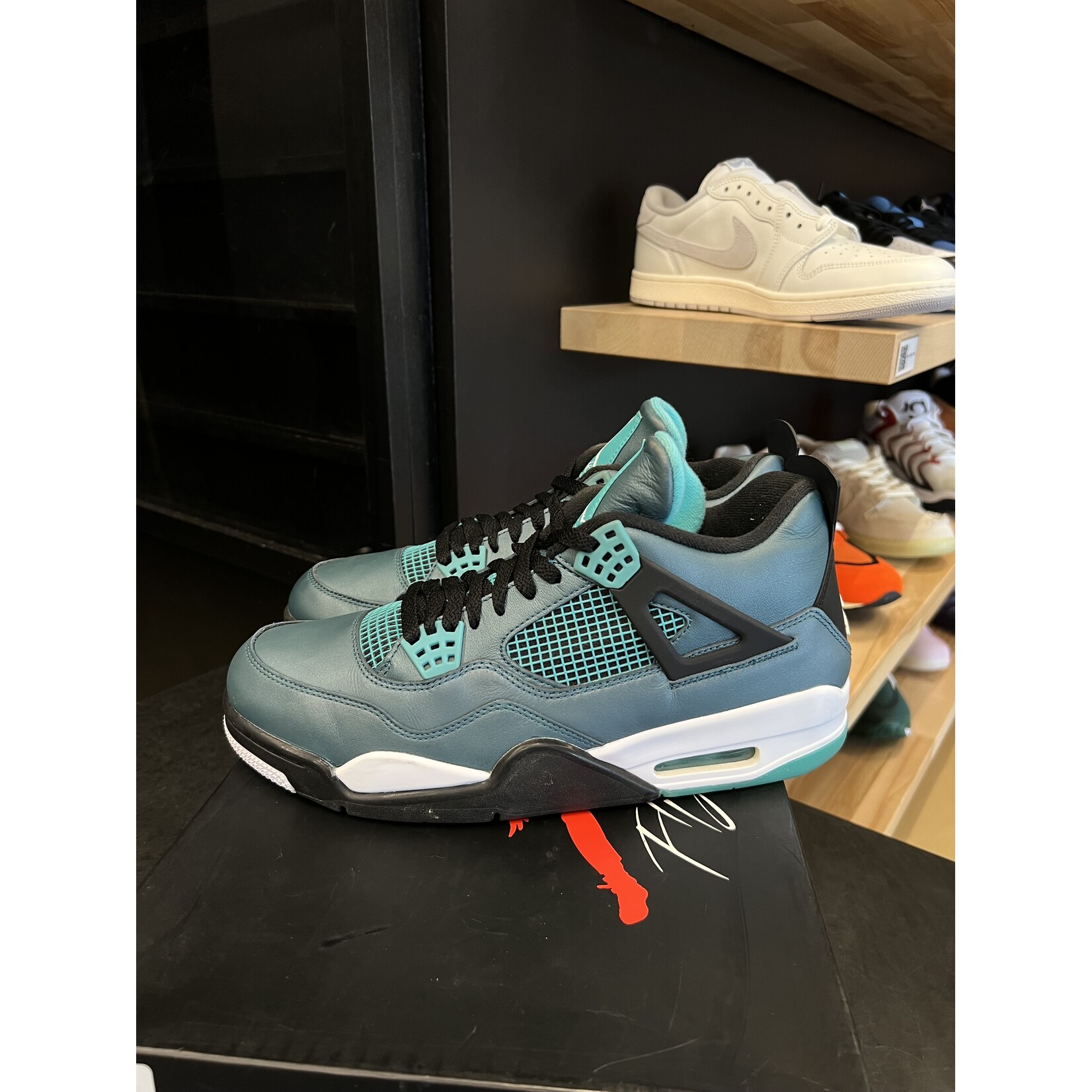 Jordan Jordan 4 Retro Teal Size 11.5, PREOWNED*