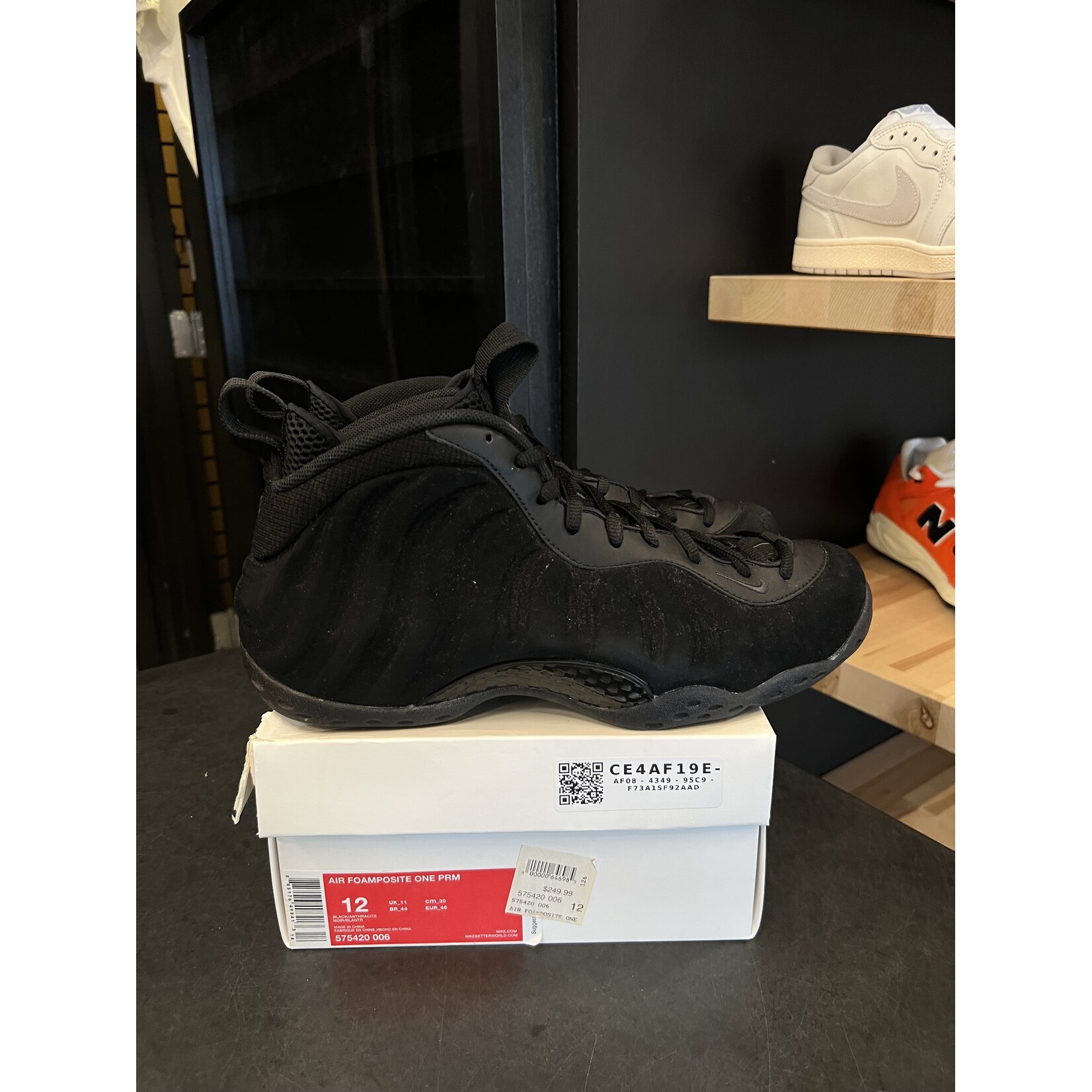 Jordan Nike Air Foamposite One Black Suede Size 12, PREOWNED*