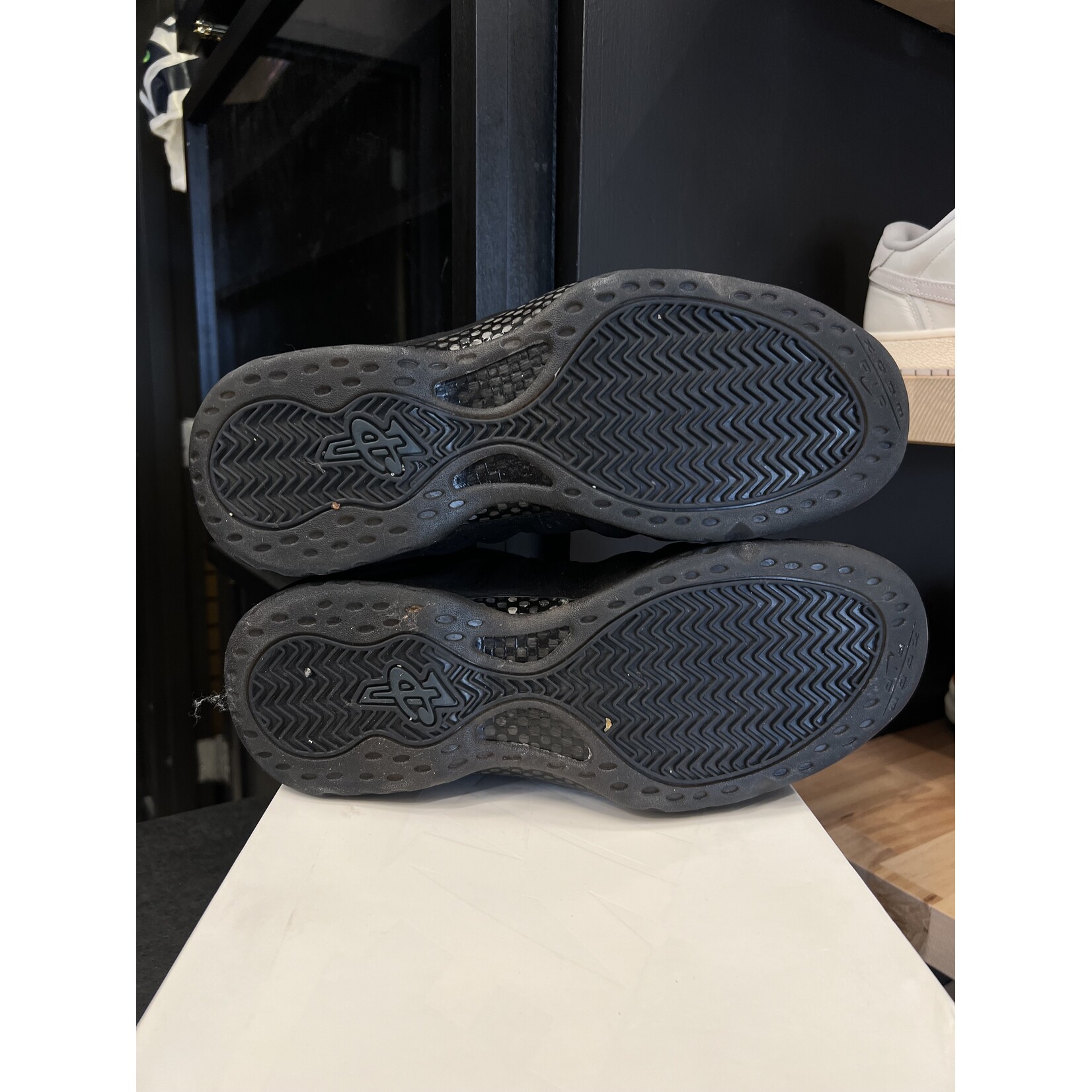 Jordan Nike Air Foamposite One Black Suede Size 12, PREOWNED*