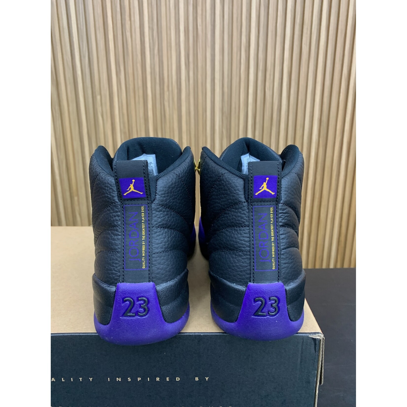 Jordan Jordan 12 Retro Field Purple Size 11, PREOWNED