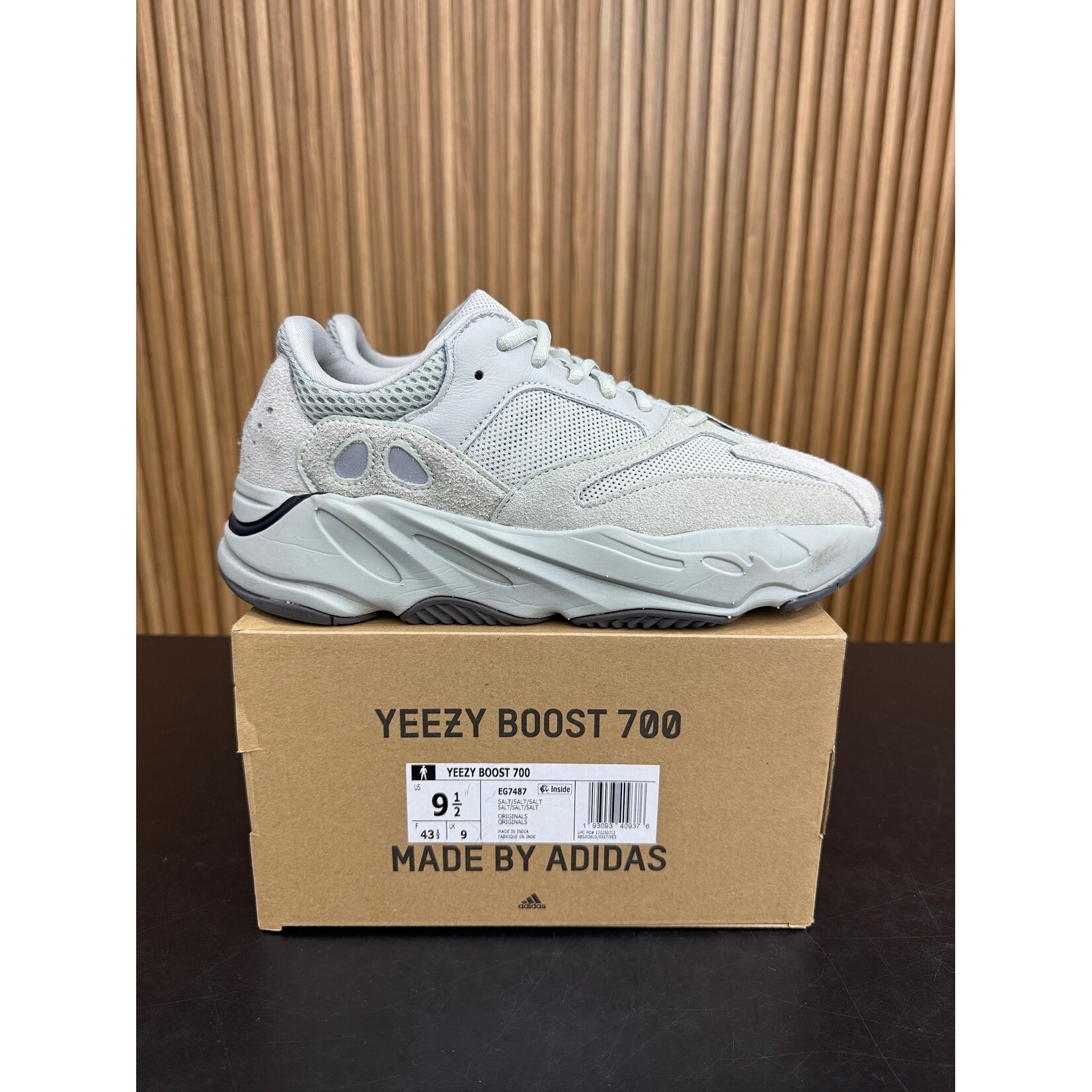 Adidas adidas Yeezy Boost 700 Salt Size 9.5, PREOWNED*