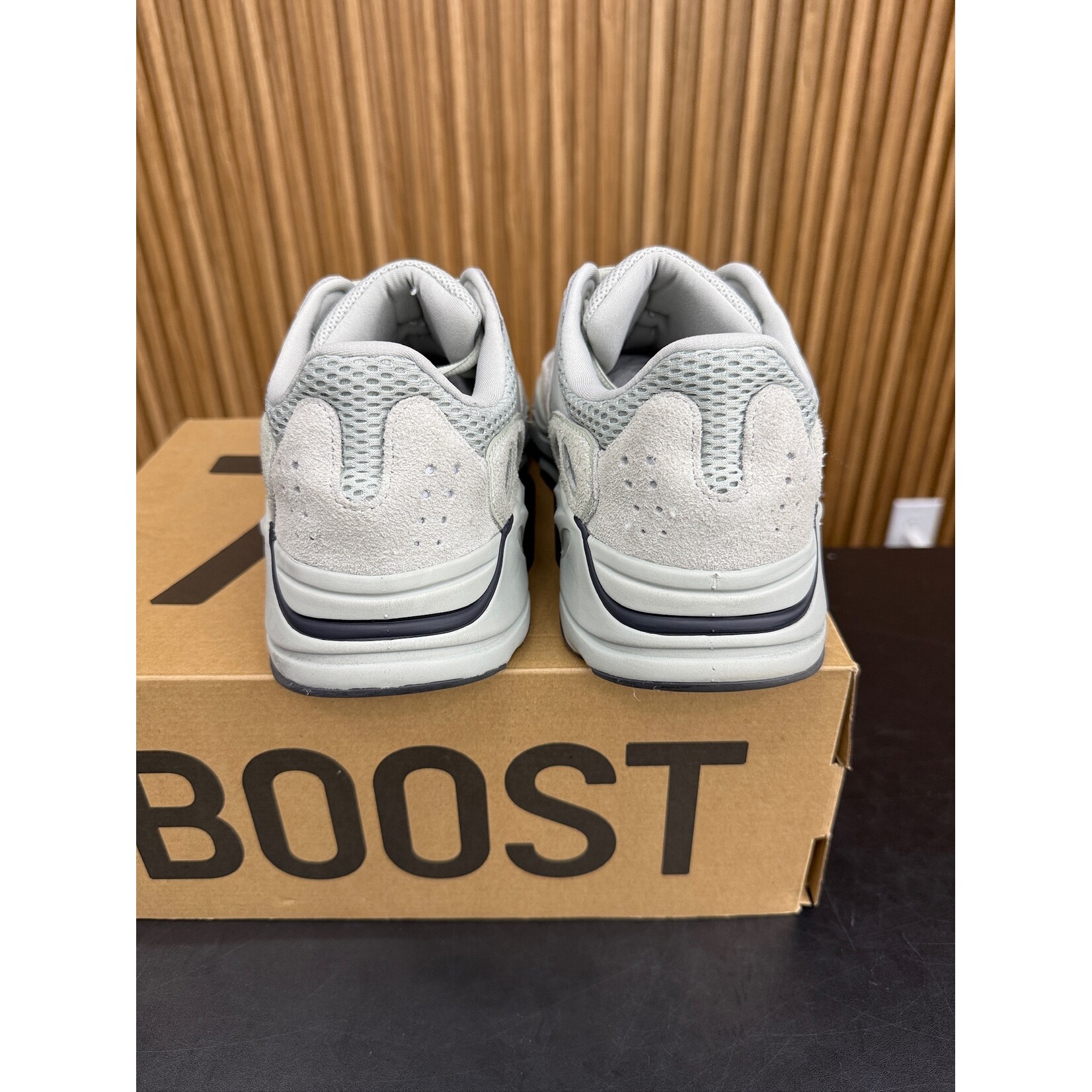 Adidas adidas Yeezy Boost 700 Salt Size 9.5, PREOWNED*
