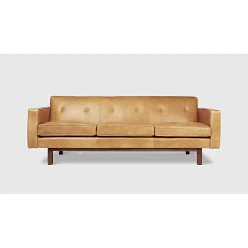 CAN Embassy Sofa Canyon Whiskey Leather
