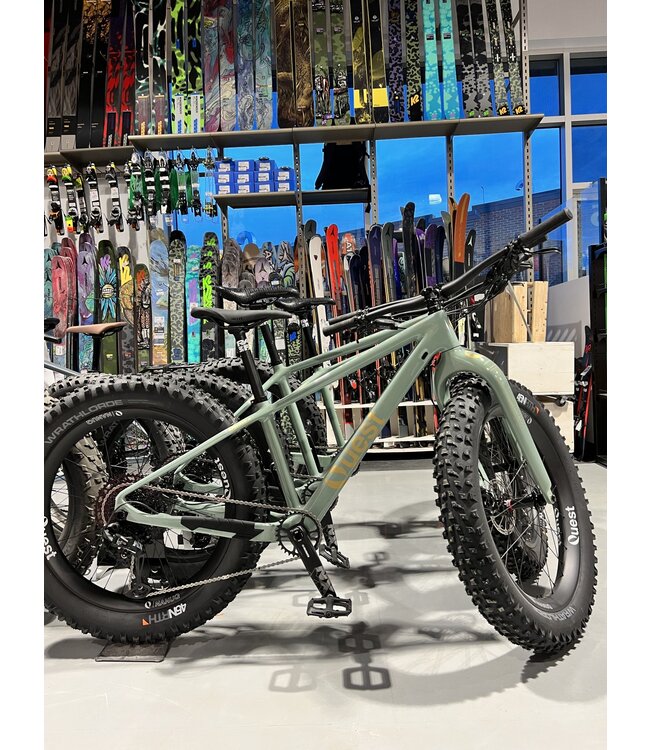 Quest Carbon Quest Flurry Storm Green - M (Full Bike)