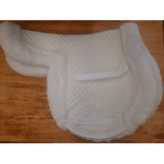 Shires Arma Rimmed Shaped Pad 17- 17.5"