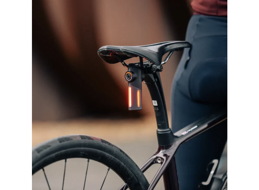 SeeMee DV Smart Tail Light + Camera