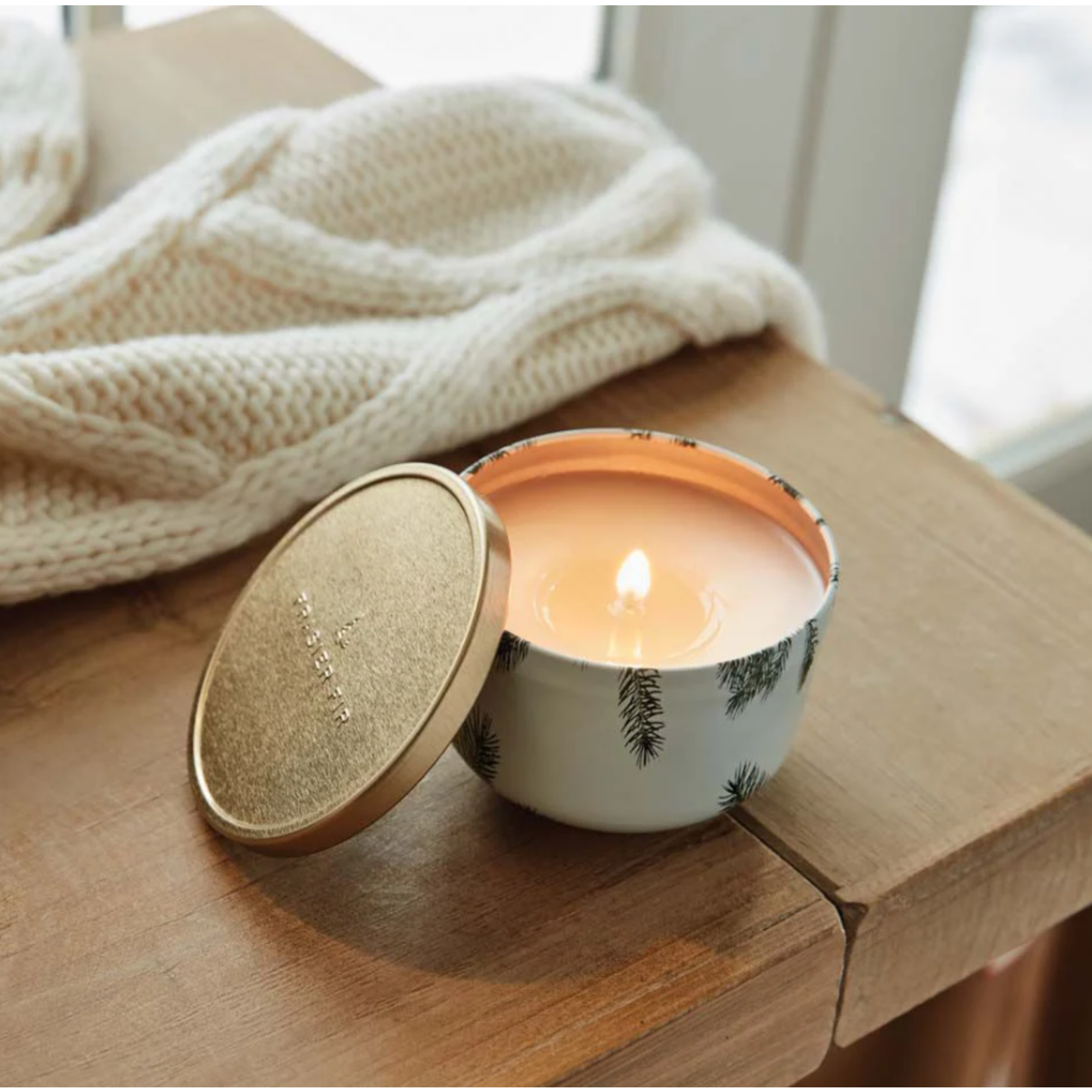 Frasier Fir Poured Candle Tin, Gold Lid