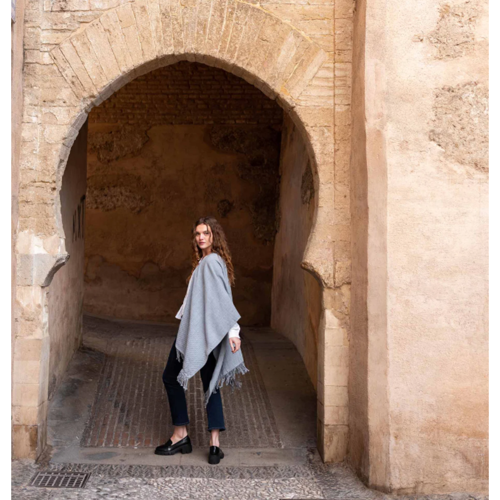 Classic Travel Wrap