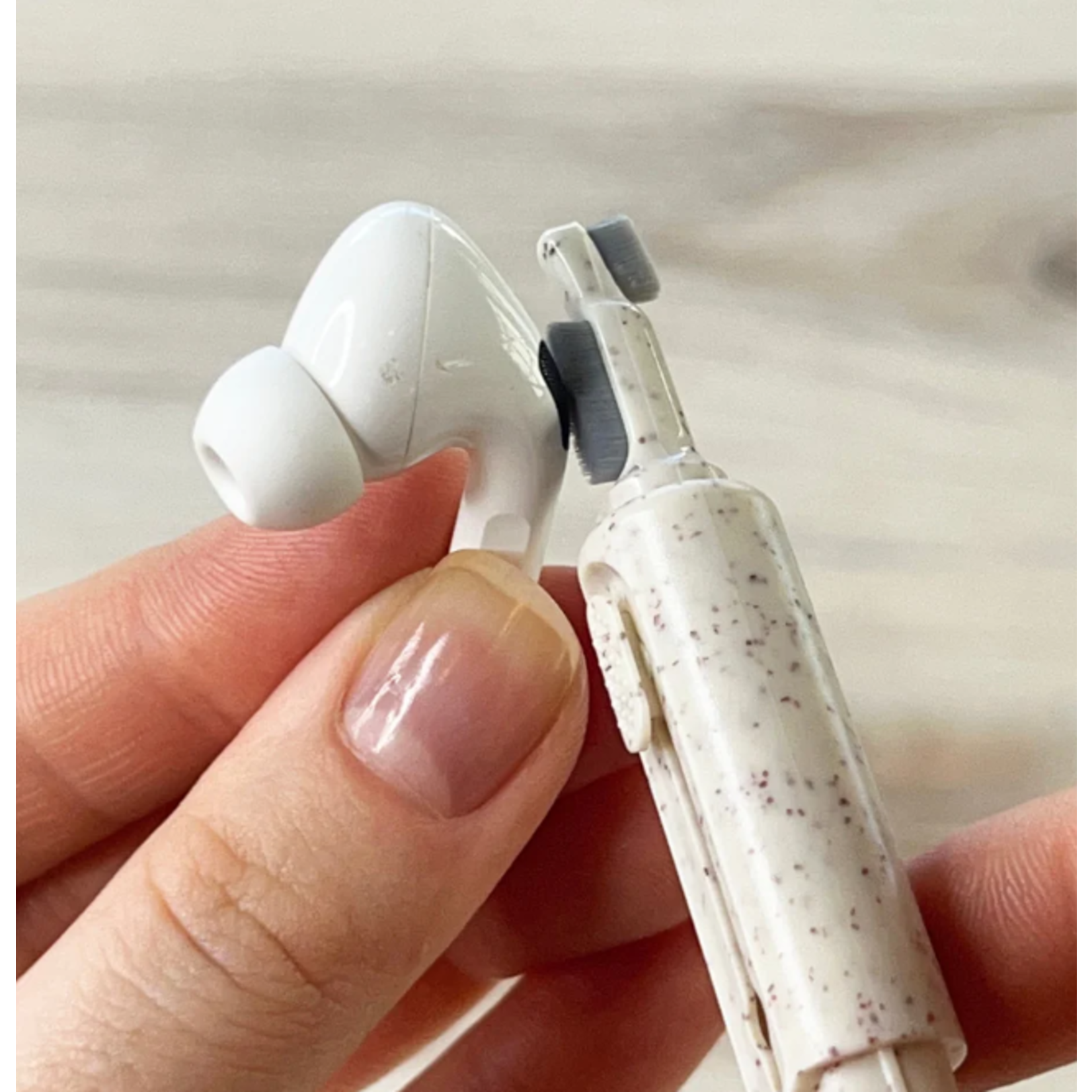 Teenie Weenie Earbud Cleanie