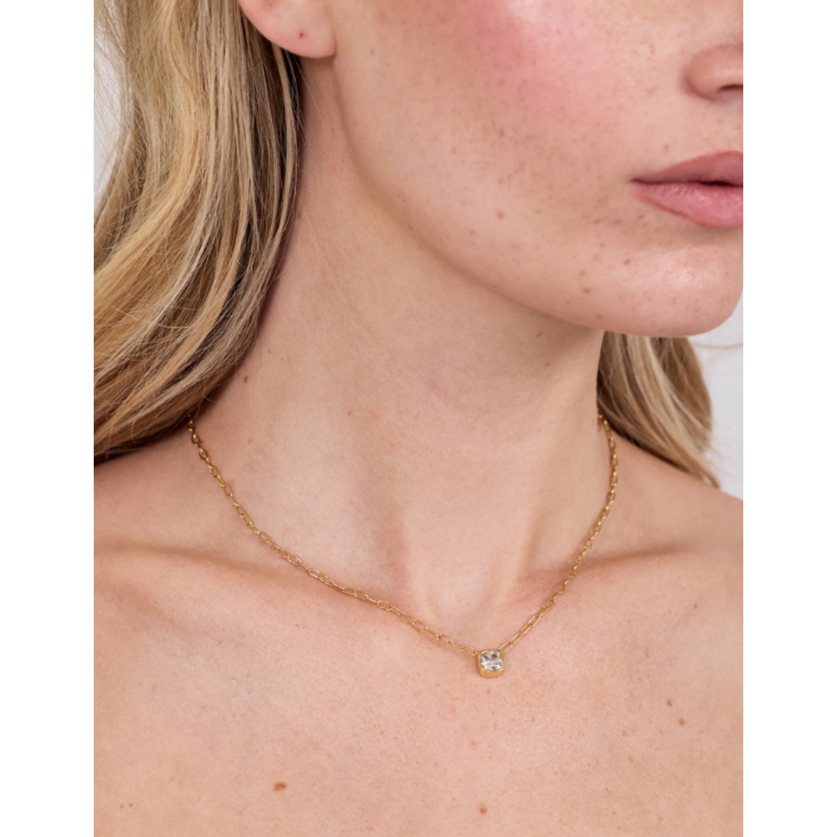Electric Picks Beverly Hills Necklace Gold