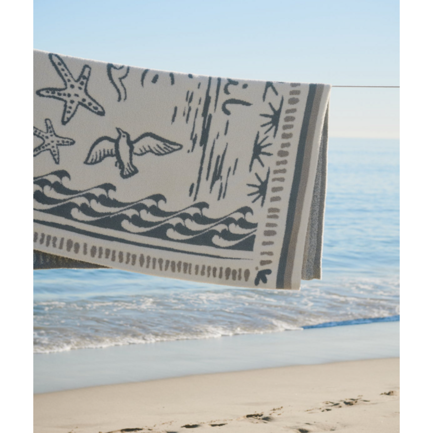 Barefoot Dreams CozyChic Le Soleil Throw