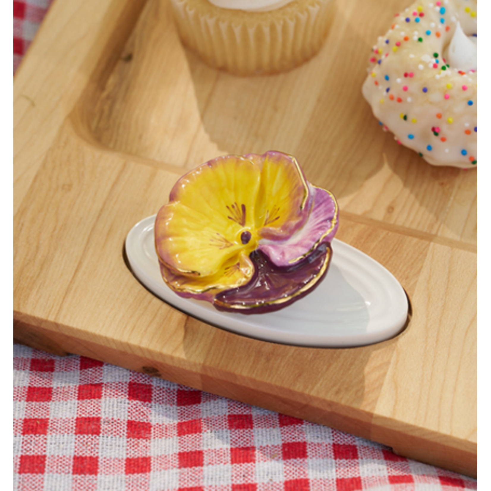 Nora Fleming Pansy Pop
