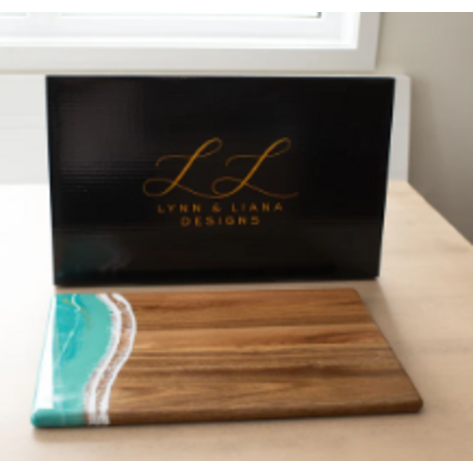 Acacia Bread Board Caribbean Blue