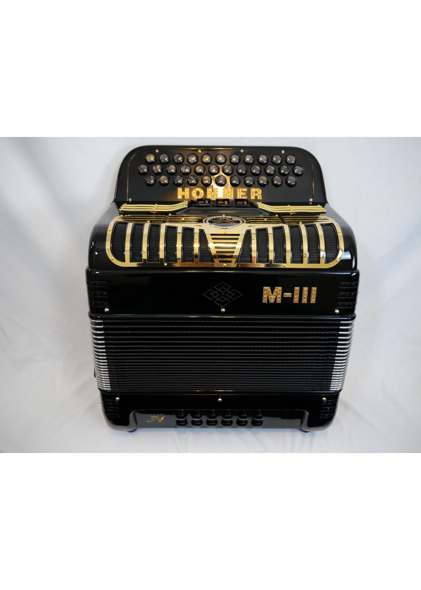 Hohner Hohner Anacleto Mark III EAD 3 Switch Compact Accordion Black Gold Grill