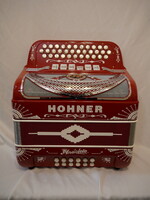 Hohner Hohner Anacleto Rey del Norte TTS FBbEb/GCF Two-Tone Compact Accordion Red w/ White Buttons