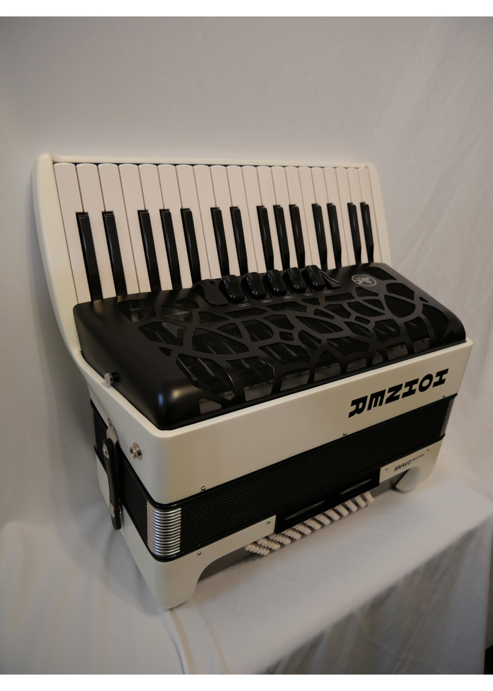 Hohner keyboard accordion hotsell