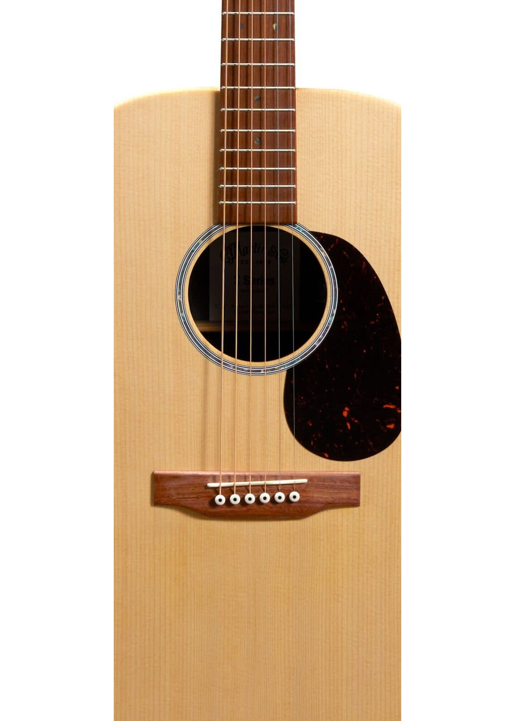 Martin Martin D-X2E Mahogany with Gig Bag
