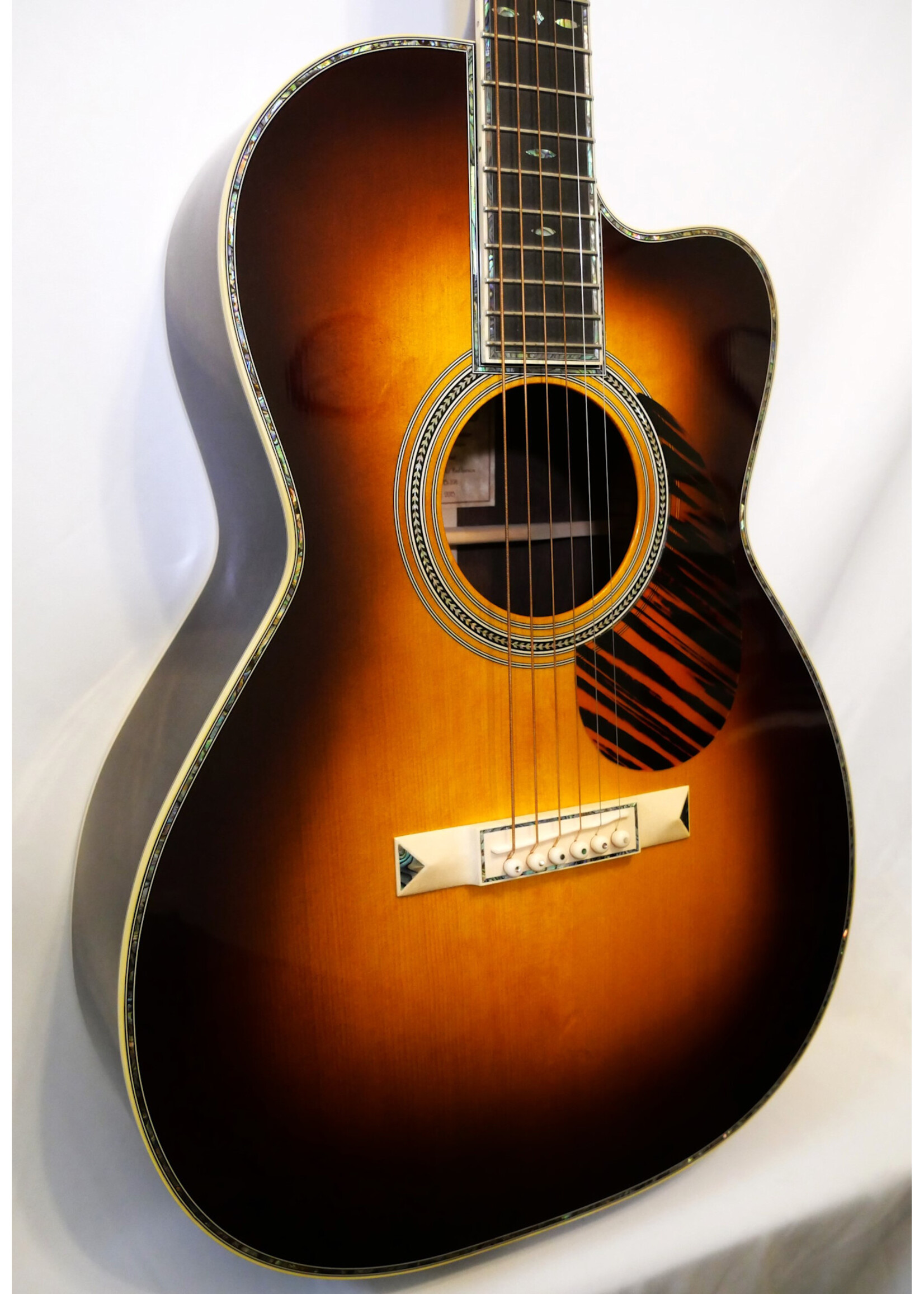 M.J. Franks MMC M.J. Franks 000-12 Fret Classical Guitar w/TKL Case