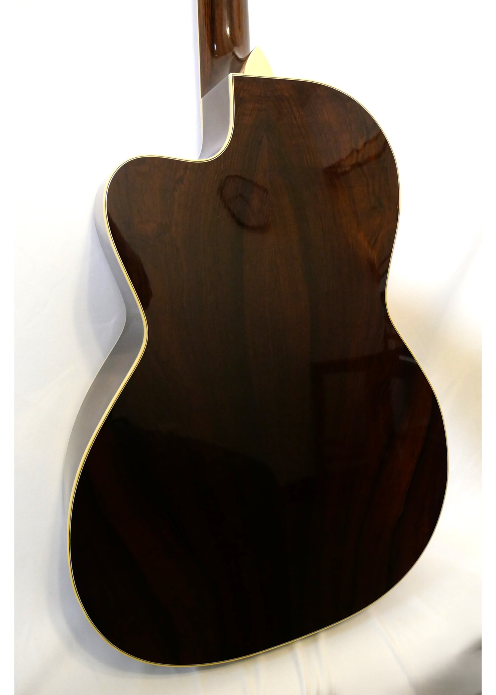 M.J. Franks MMC M.J. Franks 000-12 Fret Classical Guitar w/TKL Case