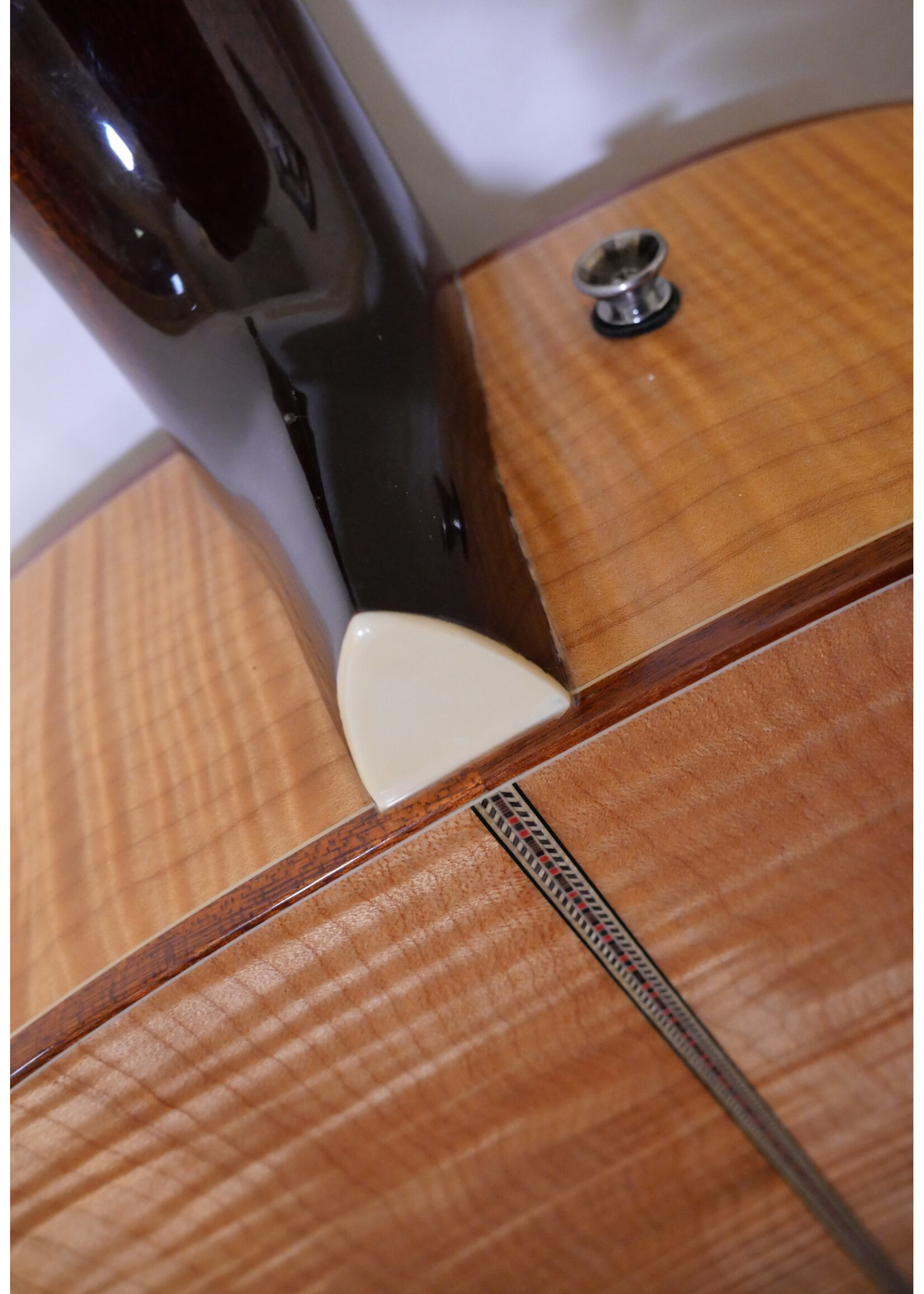 Guild MMC Guild GAD-JF30 with Case