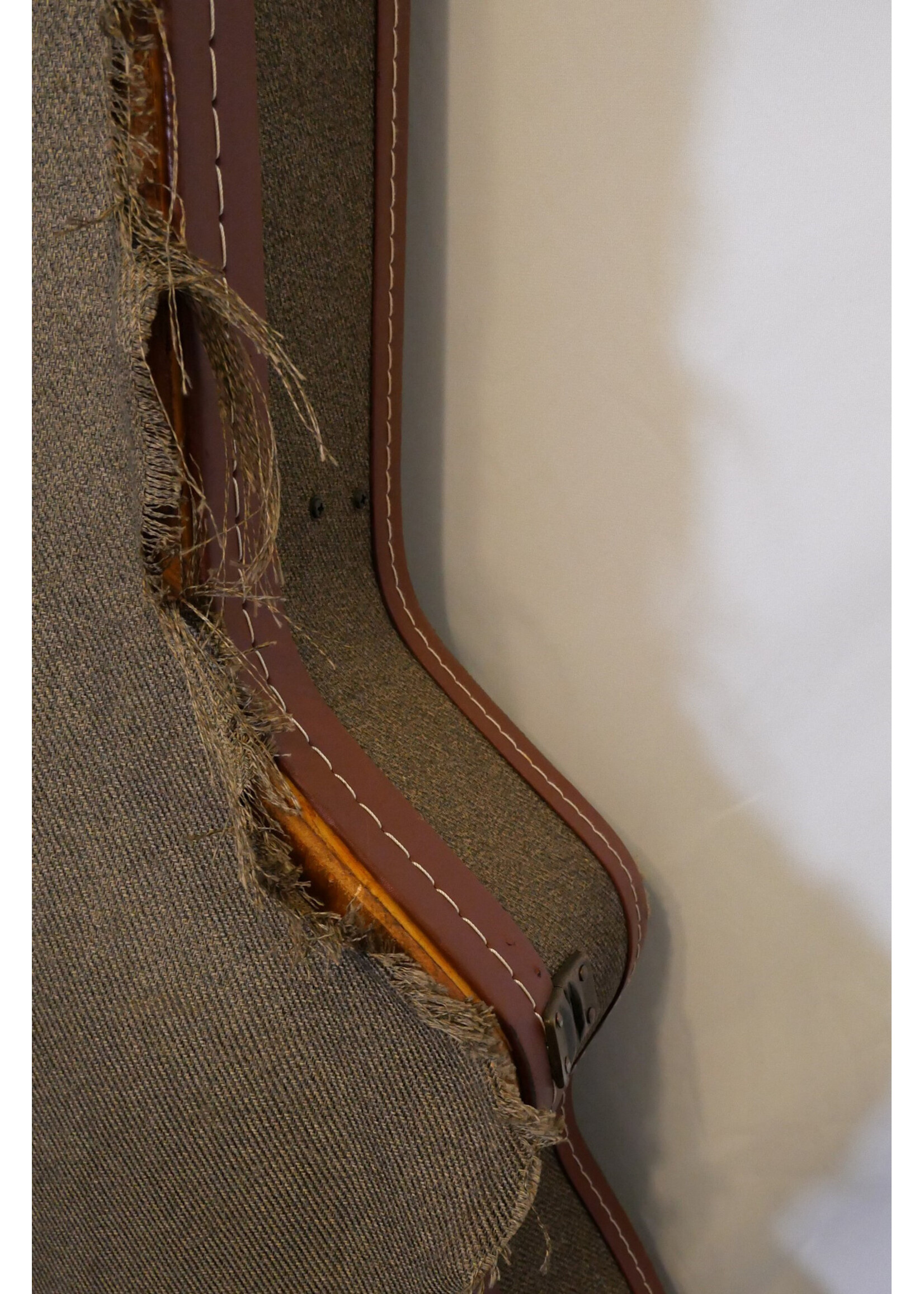 Guild MMC Guild GAD-JF30 with Case