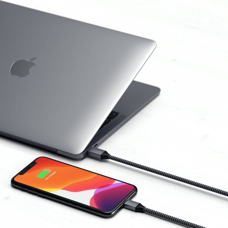 Satechi Charging Cable - Space Gray 6ft USB-C to Lightning (MFi certified)